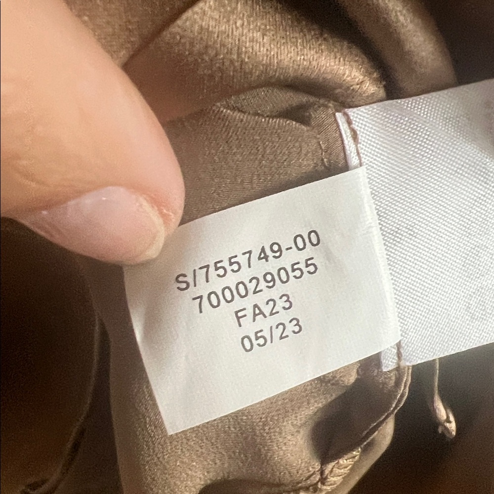 🕶️New Banana Republic- 100% Silk Stretch Blouse XL Brown Bronze - Picture 6 of 8